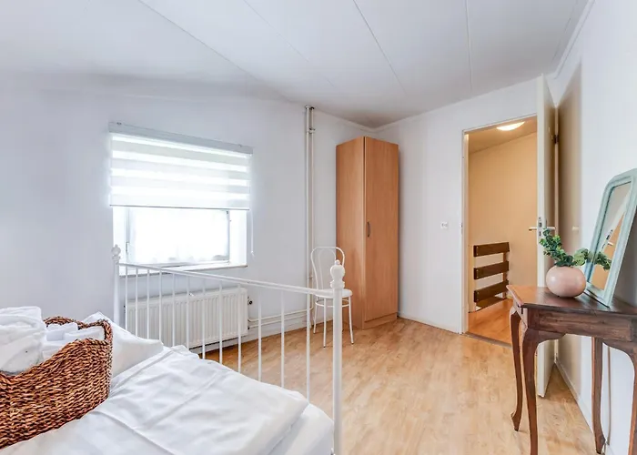 In Near Limburg Hills *